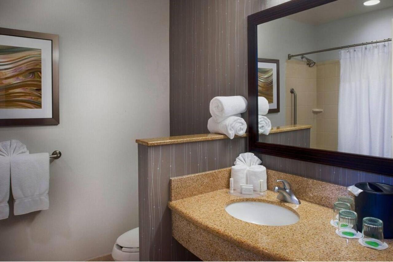 คอร์ทยาร์ด เมมฟิส คอเลียร์วิลล์ Hotel คอลลิเออร์วิลล์ ภายนอก รูปภาพ
