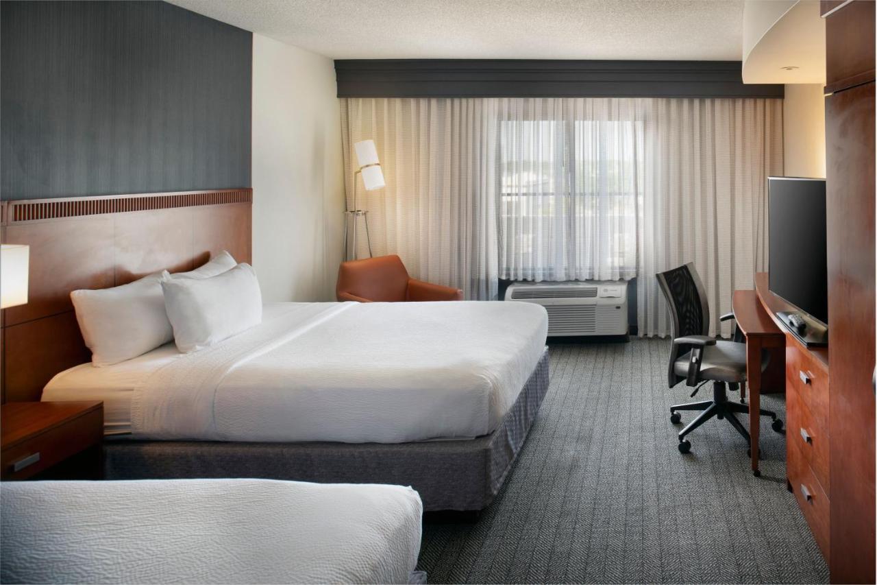 คอร์ทยาร์ด เมมฟิส คอเลียร์วิลล์ Hotel คอลลิเออร์วิลล์ ภายนอก รูปภาพ